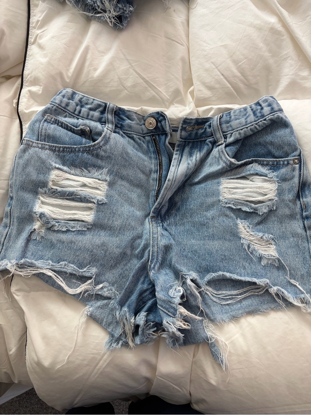 Forever 21 Light Wash Distressed Denim Shorts